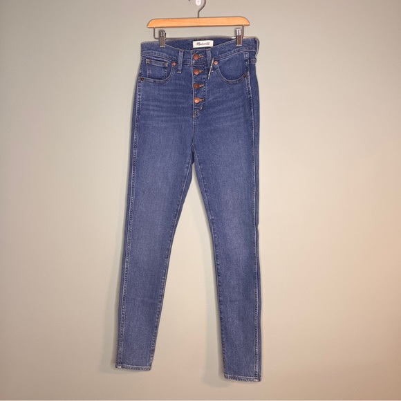 Madewell 10'' High-Rise Skinny Jeans in Dewitt Wash: Button-Front TENCEL Denim - Picture 3 of 10